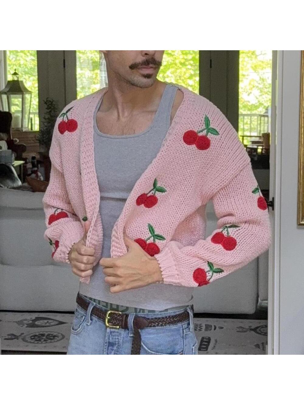 🍒 Cherry Embroidered Chunky Cardigan 🍒 Size M